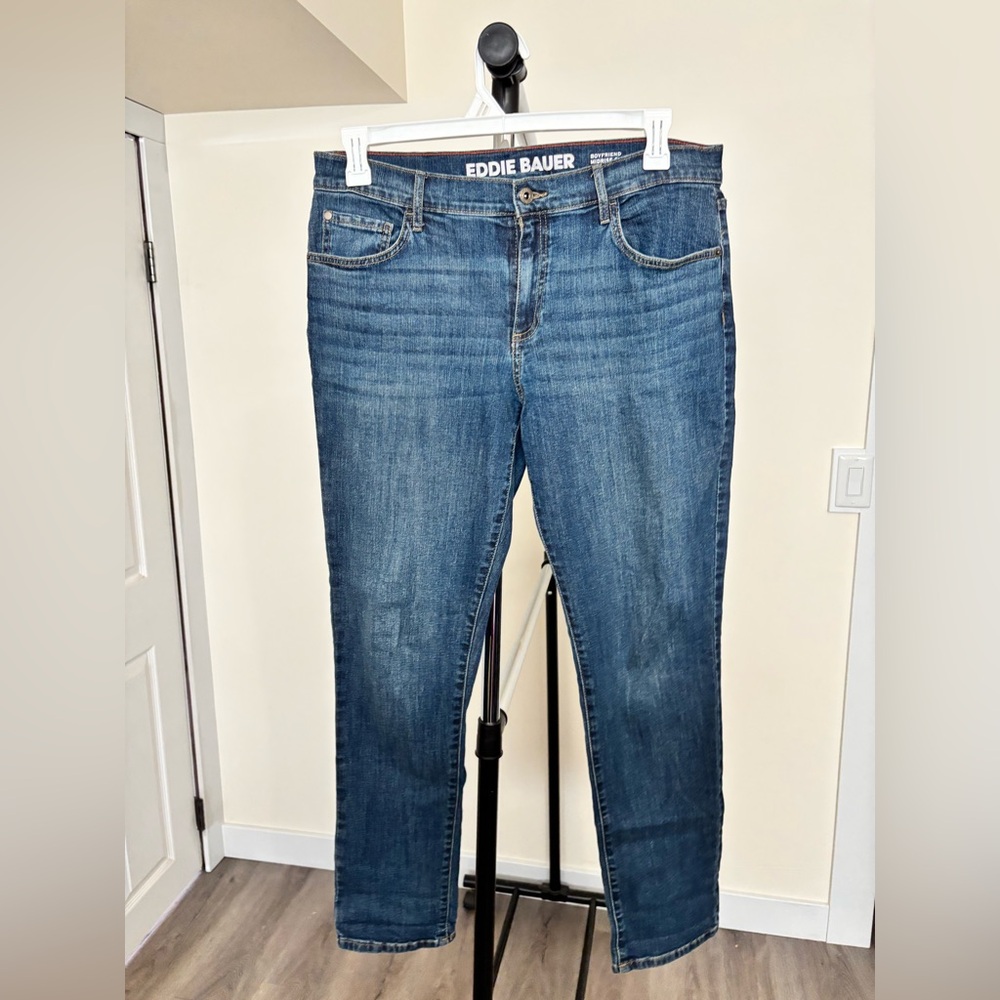 Eddie Bauer Medium Wash Blue Jeans